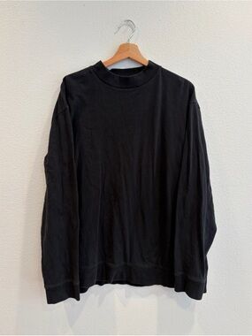 5/$26 Express Black Long-Sleeve Crewneck Shirt